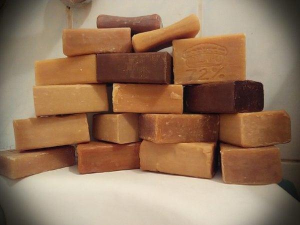 Обычное хозяйственное мыло