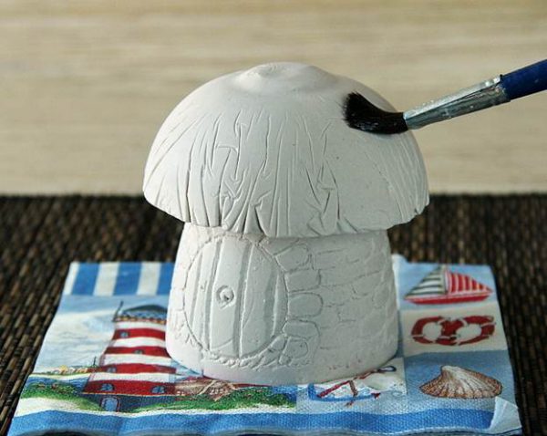Лакировка гипсовых фигурок