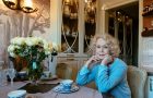 Светлана Немоляева в своей квартире