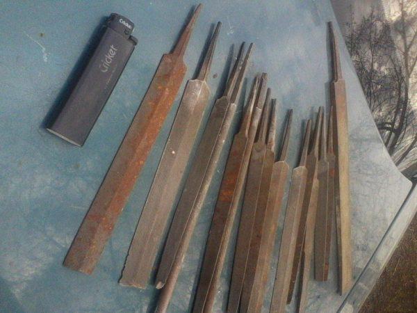 Старые затупившиеся напильники